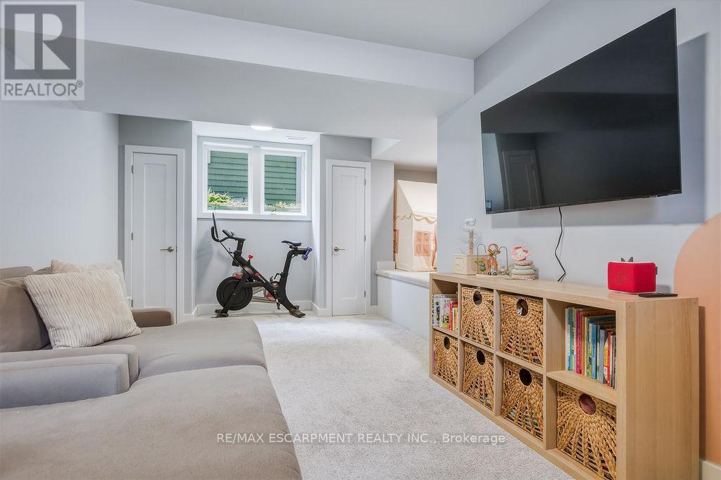 119 WESTSIDE DRIVE - 32