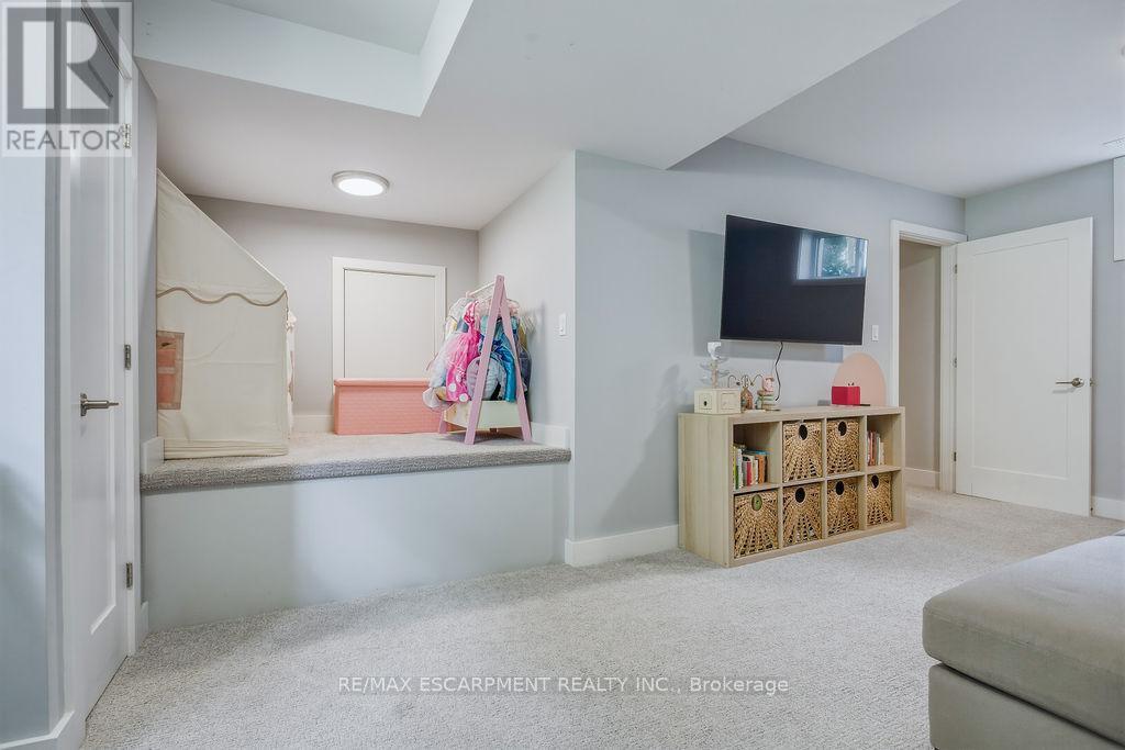 119 WESTSIDE DRIVE - 33