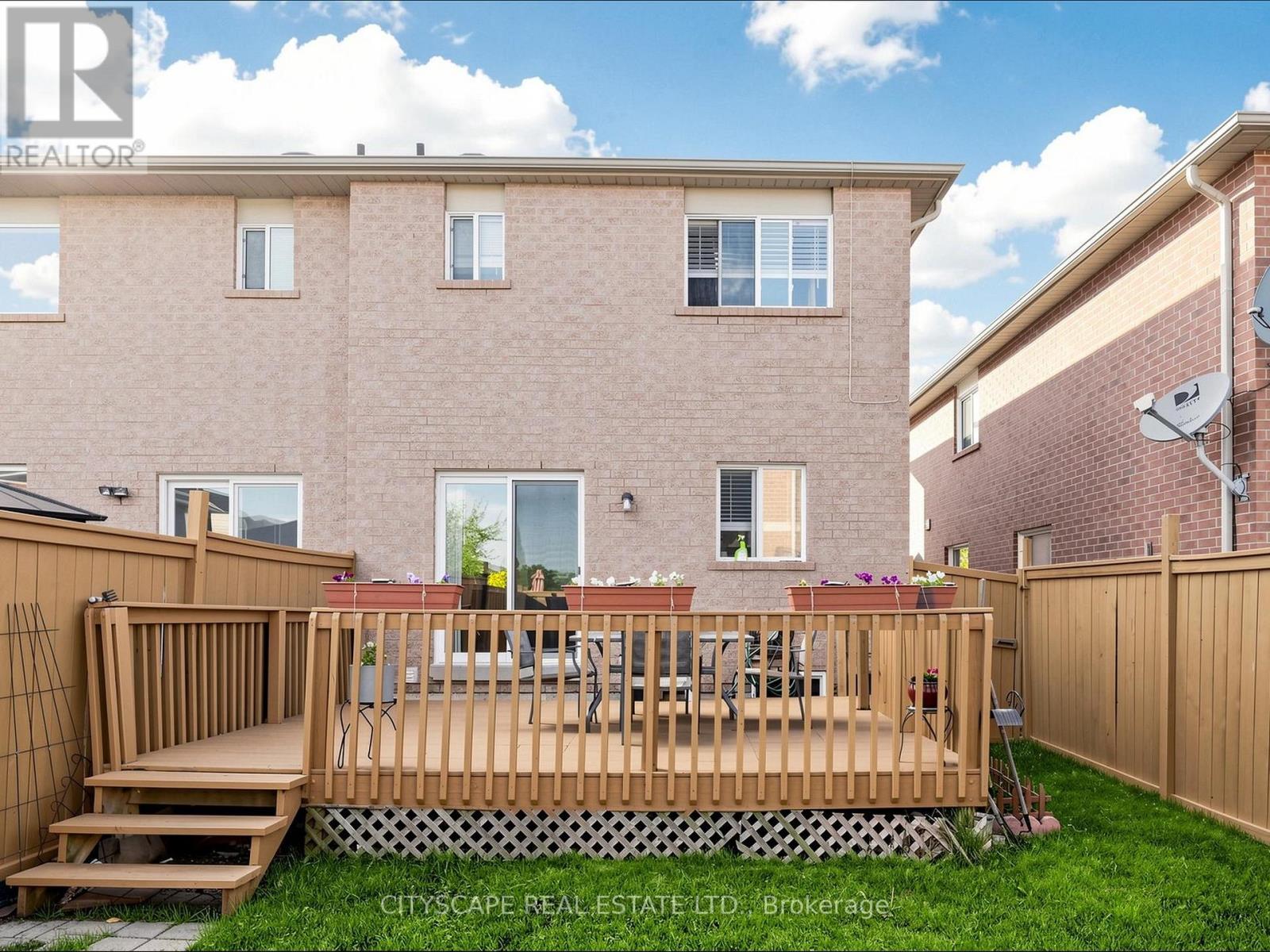 5 STUDEBAKER TRAIL - 38