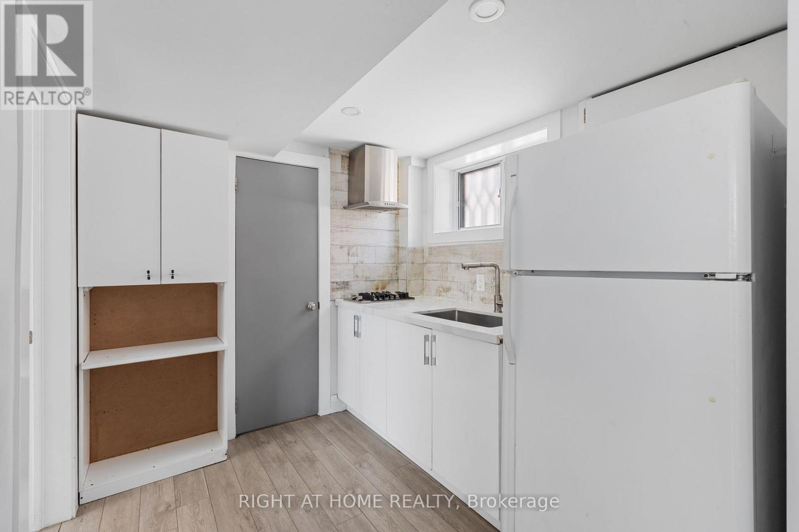 72 KATHERINE ROAD - 22