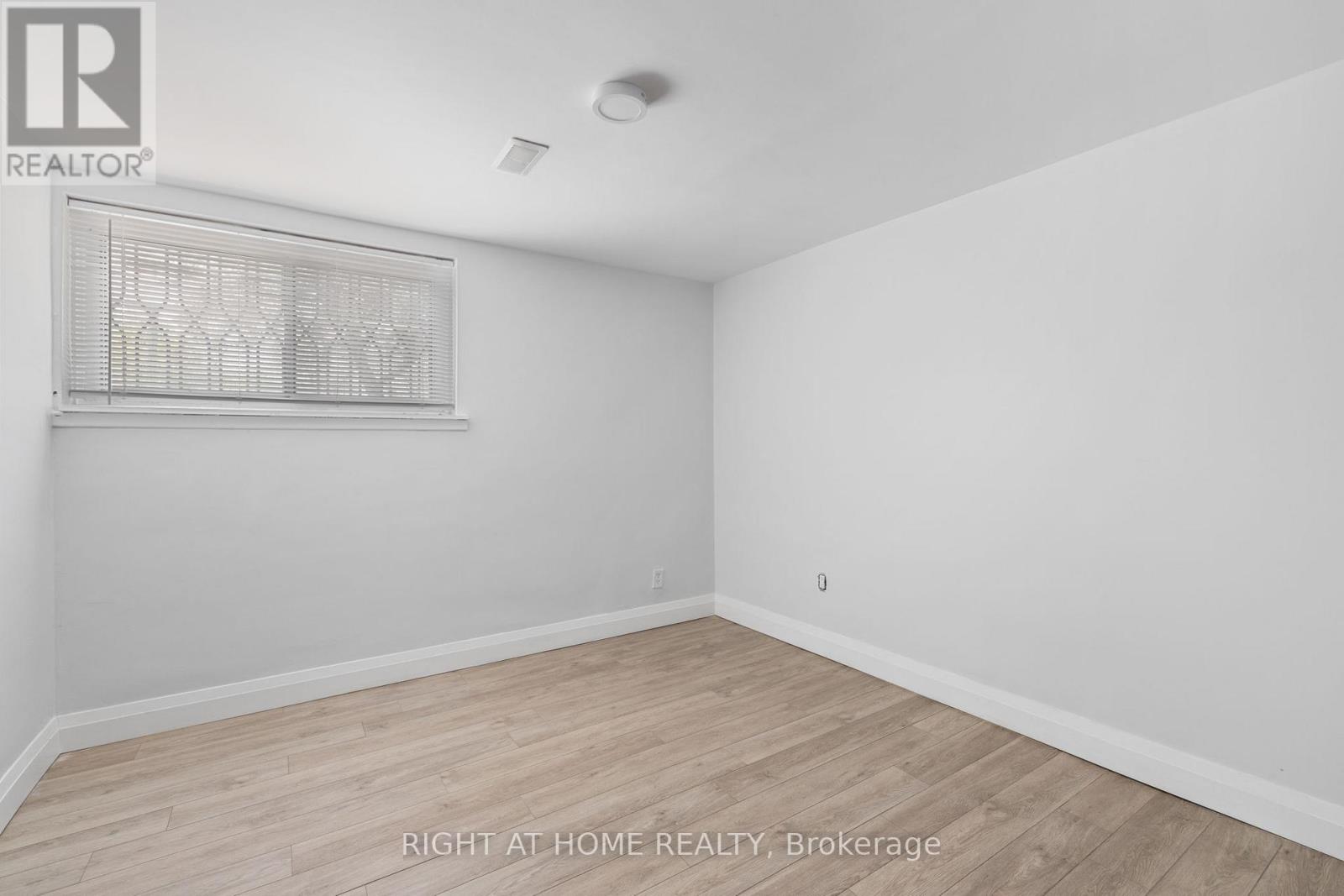 72 KATHERINE ROAD - 23