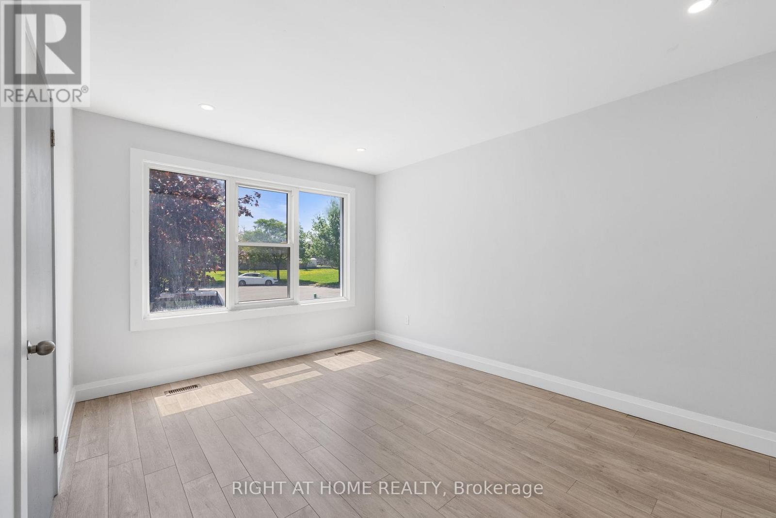 72 KATHERINE ROAD - 8
