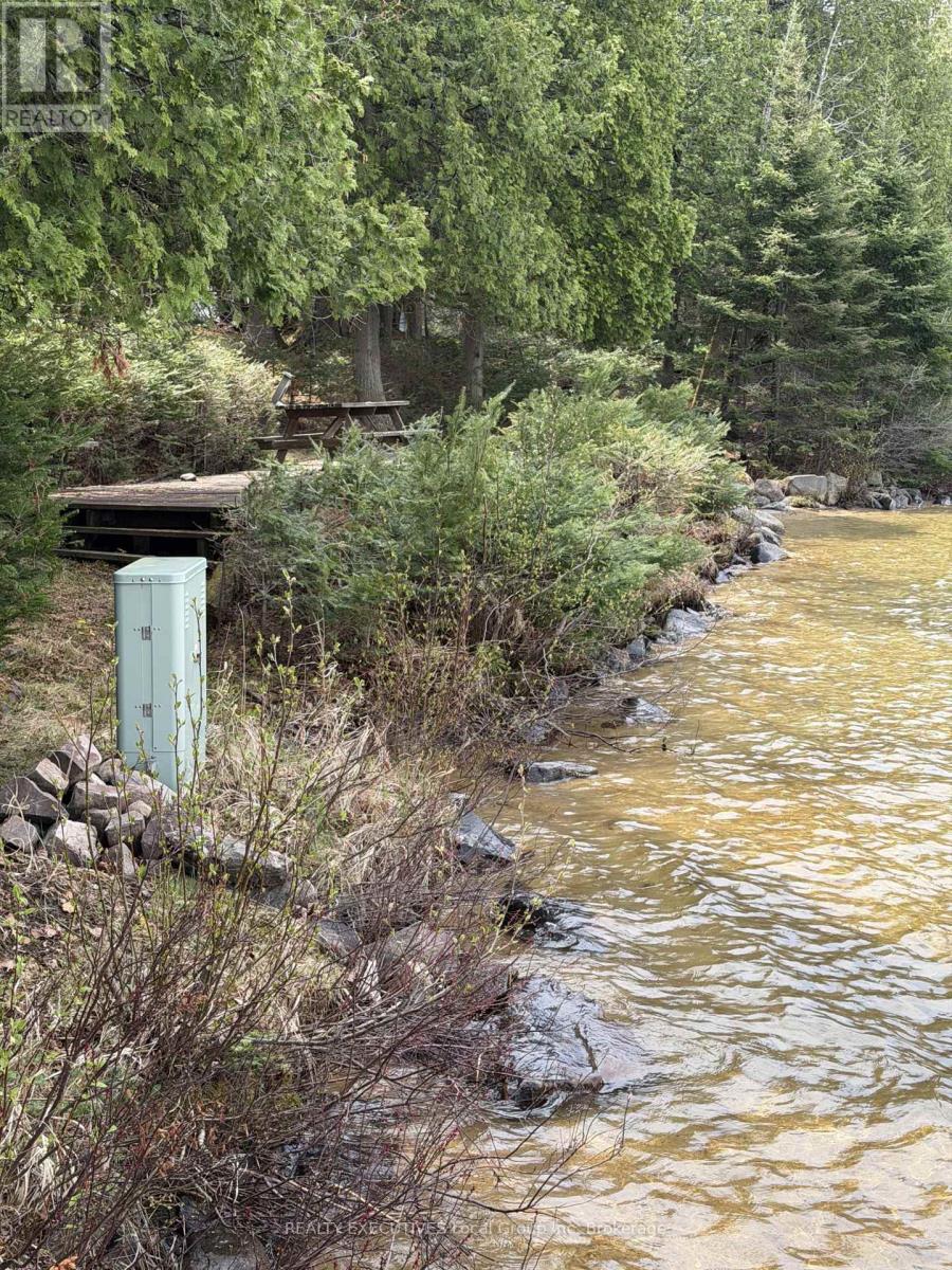 1504 HEMLOCK ISLAND - 21