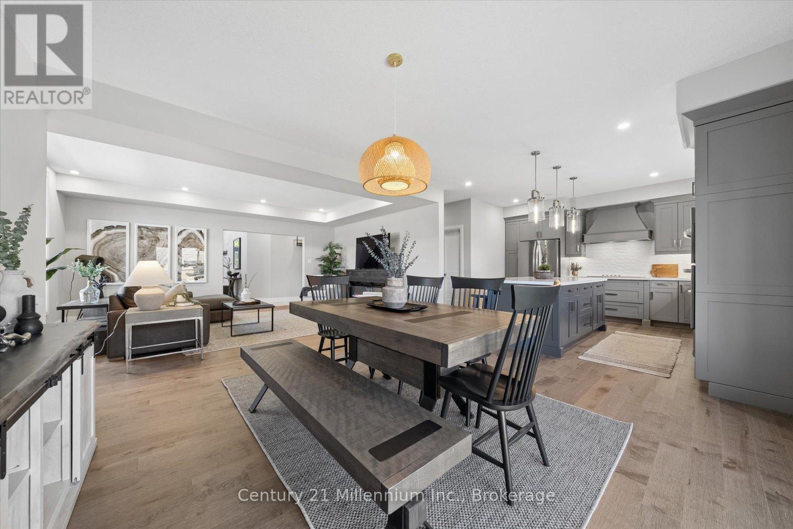 54 MAIDENS CRESCENT - 13