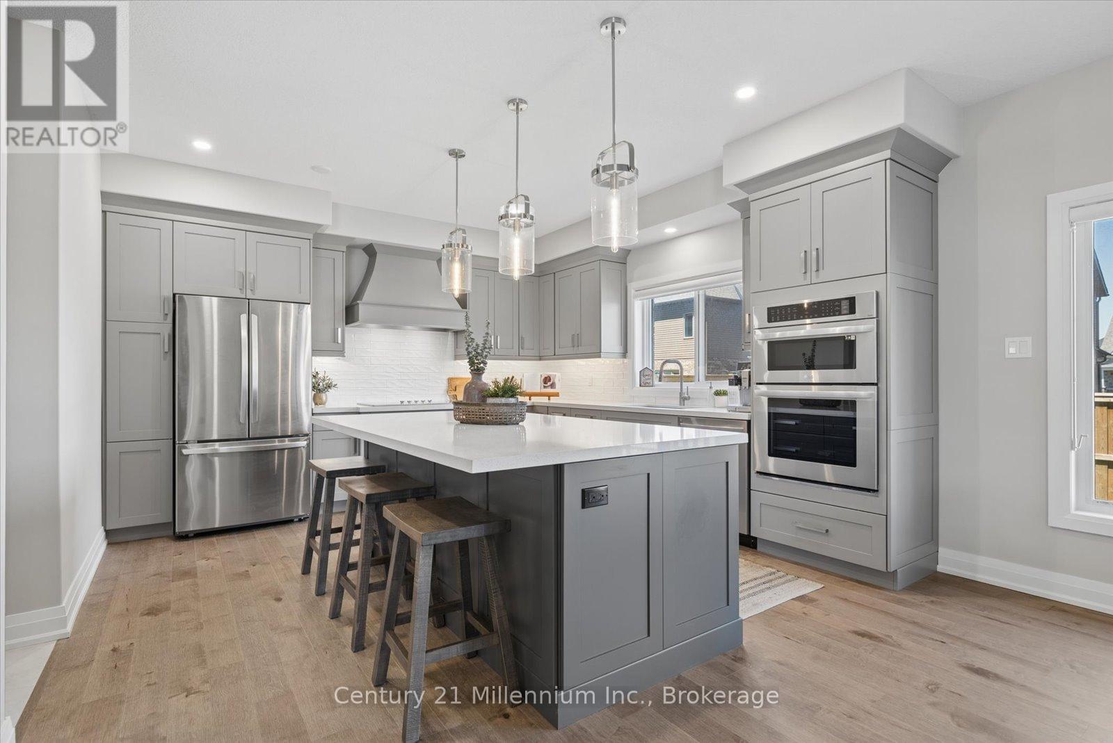 54 MAIDENS CRESCENT - 16