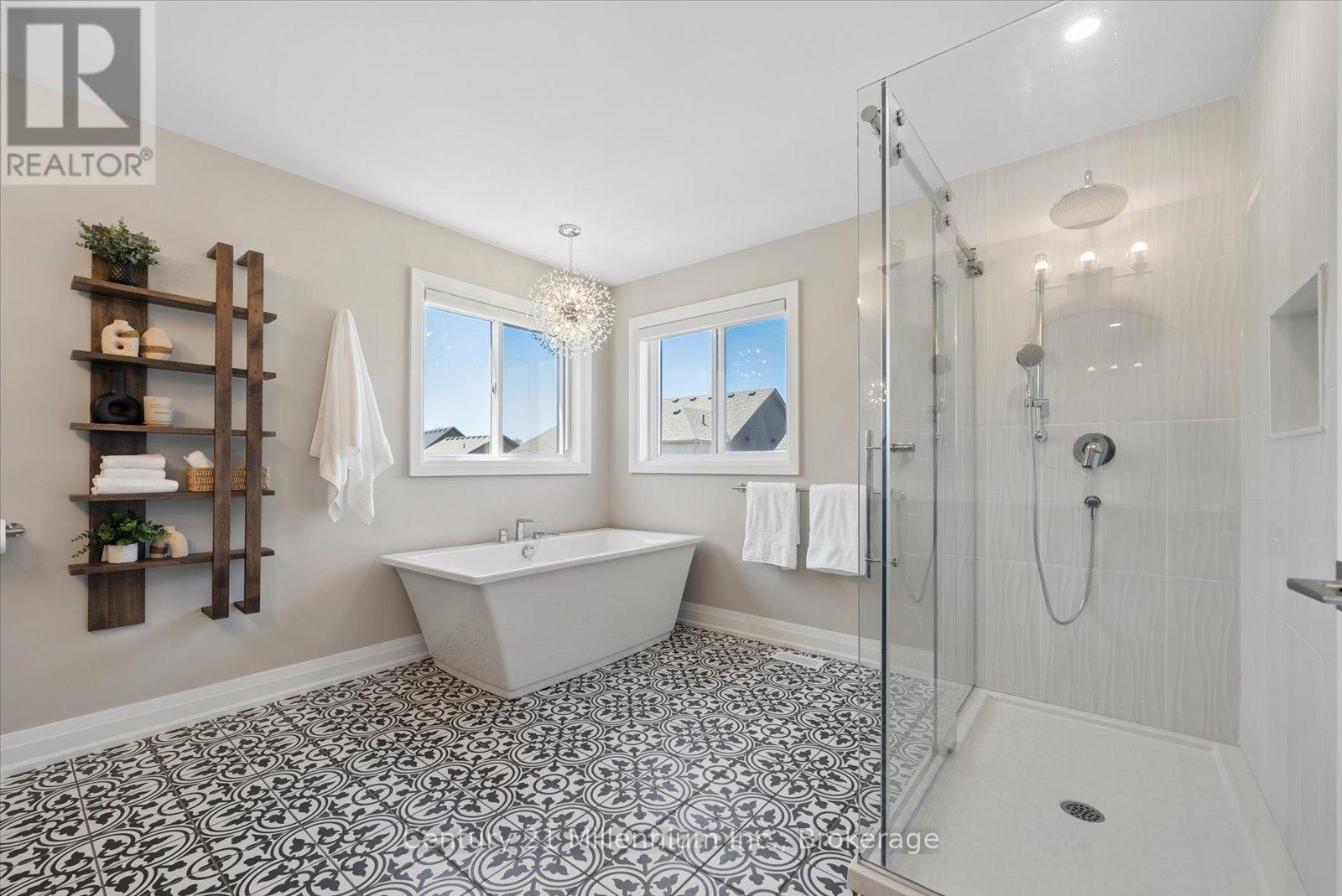 54 MAIDENS CRESCENT - 28