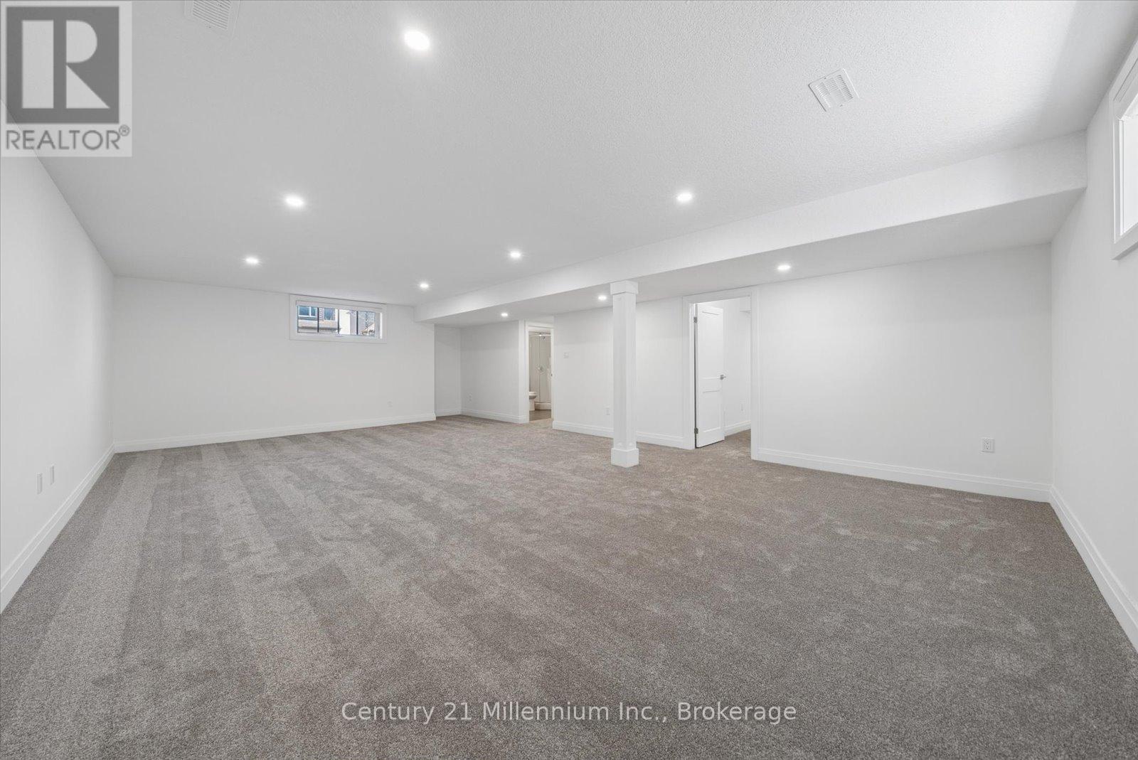 54 MAIDENS CRESCENT - 39