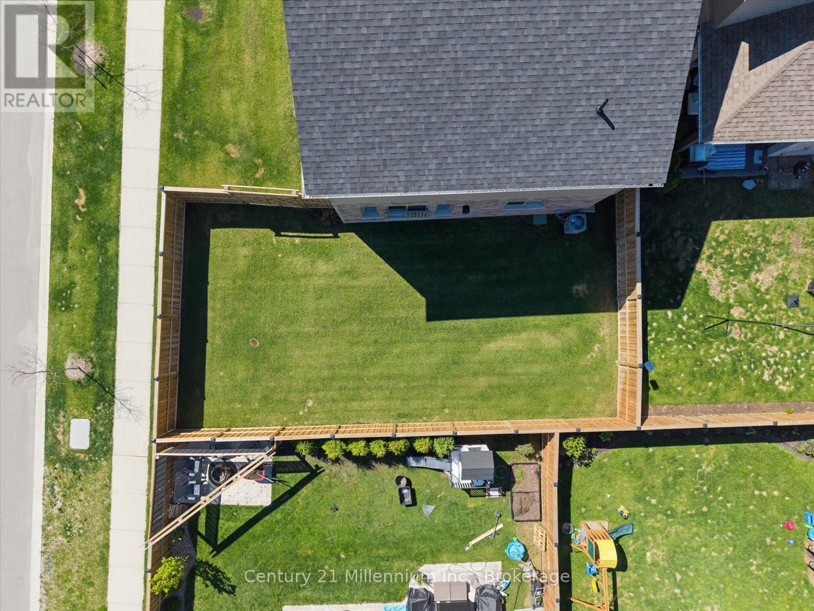 54 MAIDENS CRESCENT - 44