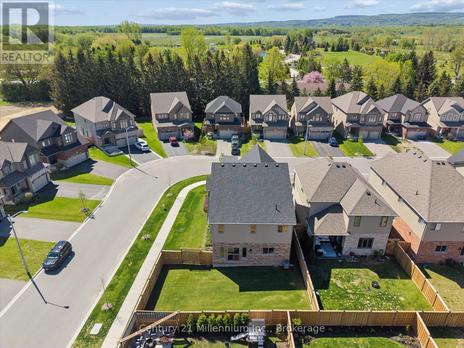 54 MAIDENS CRESCENT - 46