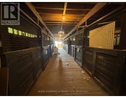 1381 Hwy 8, Cambridge, ON N1R5S2 Photo 6