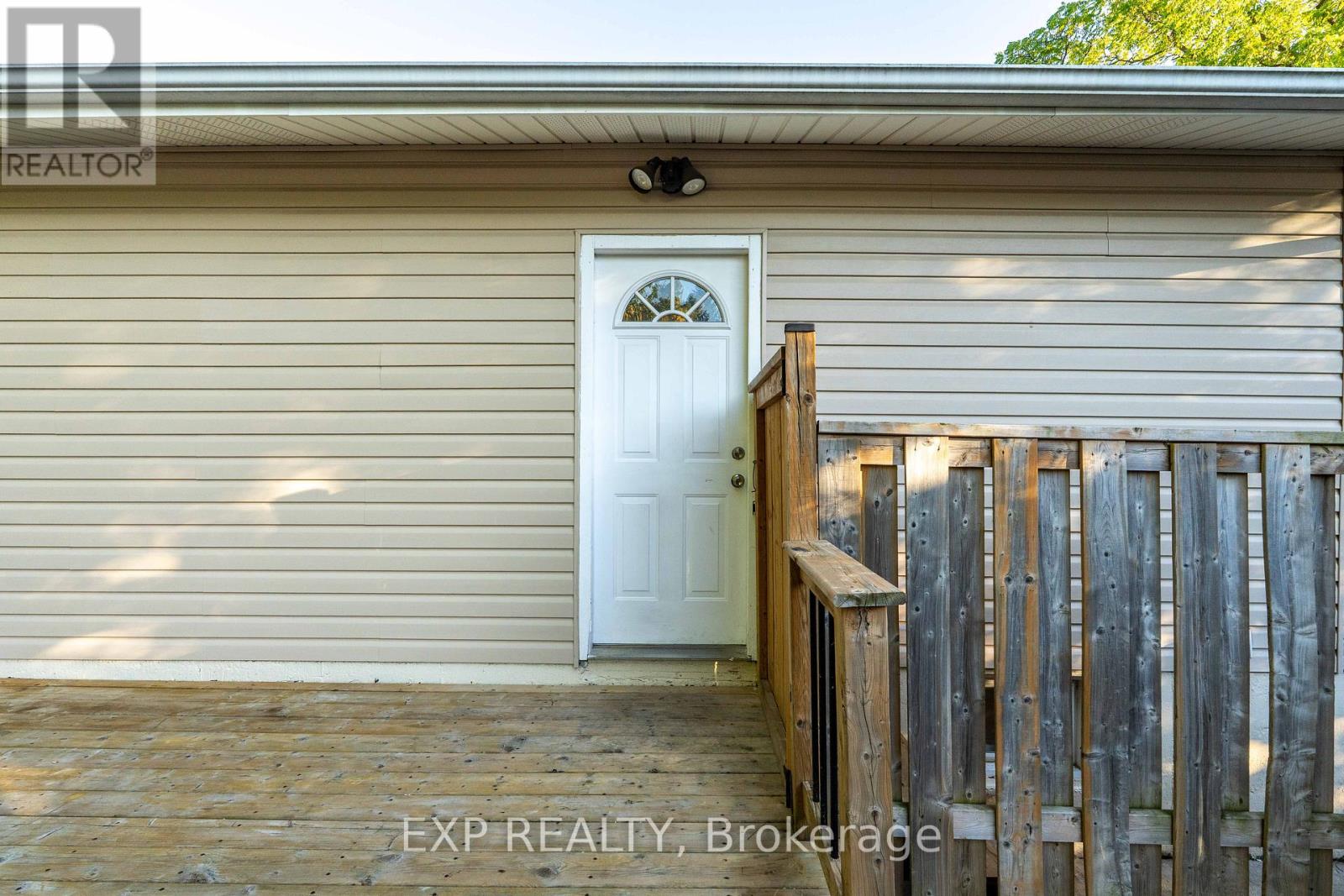 41 ALMA STREET N - 21