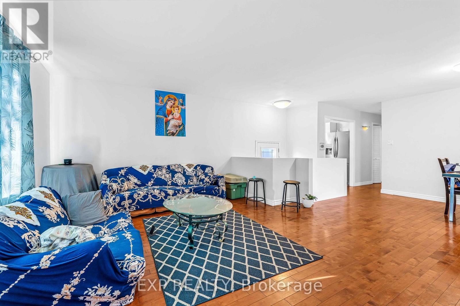 41 ALMA STREET N - 8