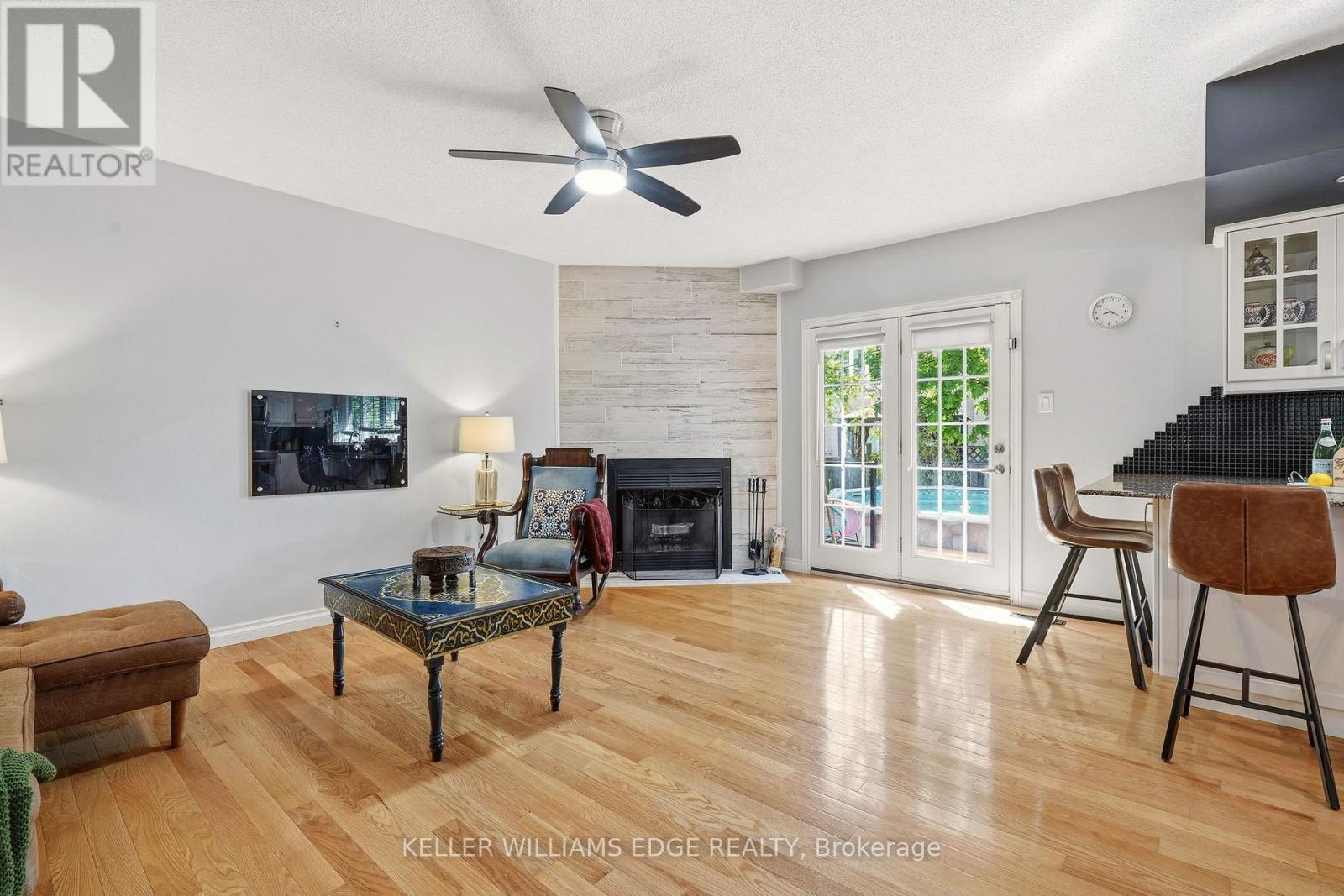 149 COVE CRESCENT - 14