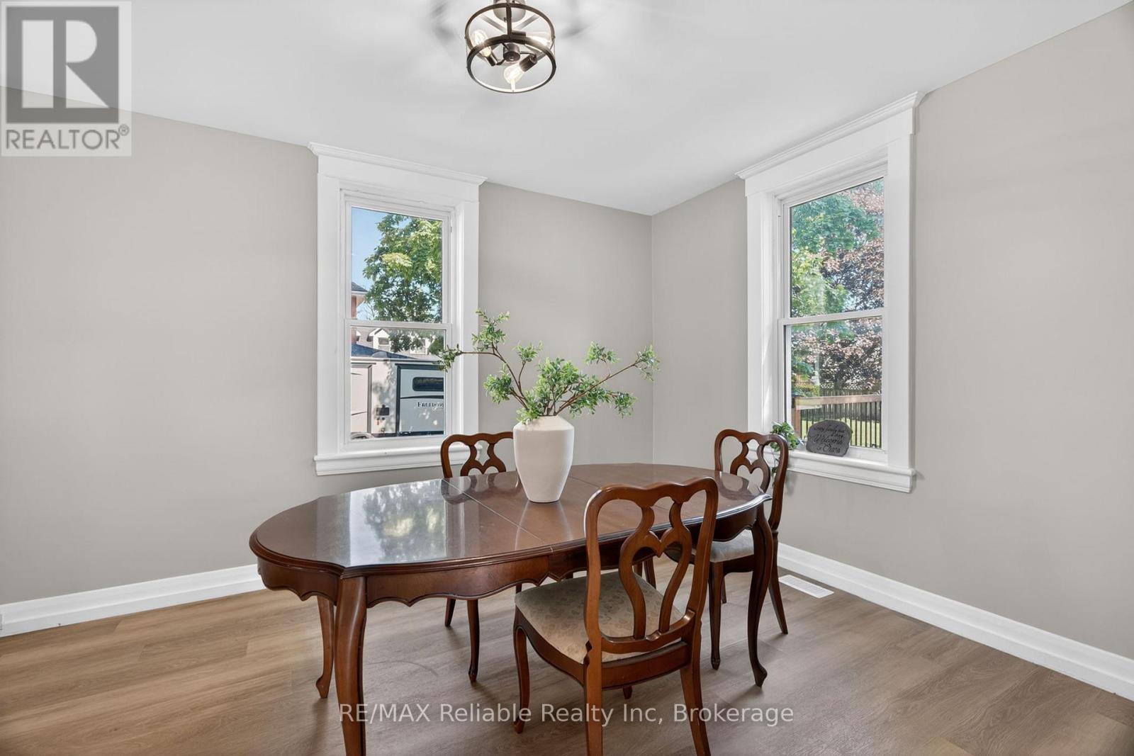 185 TRAFALGAR STREET - 11