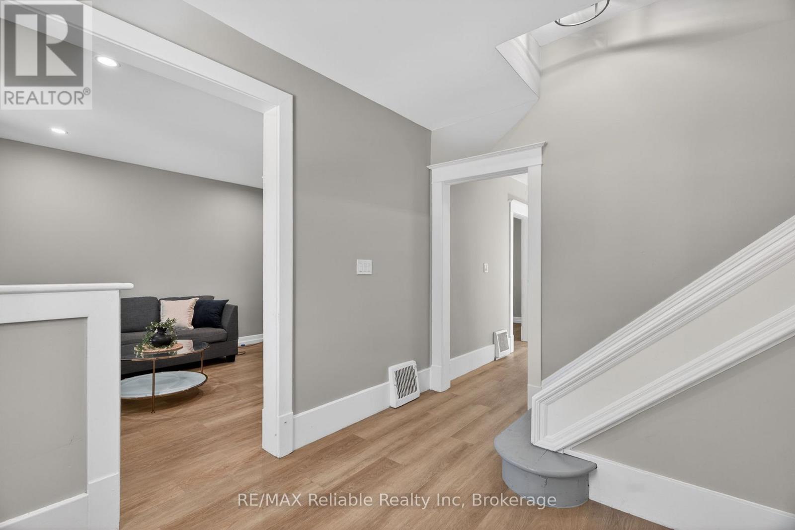 185 TRAFALGAR STREET - 17