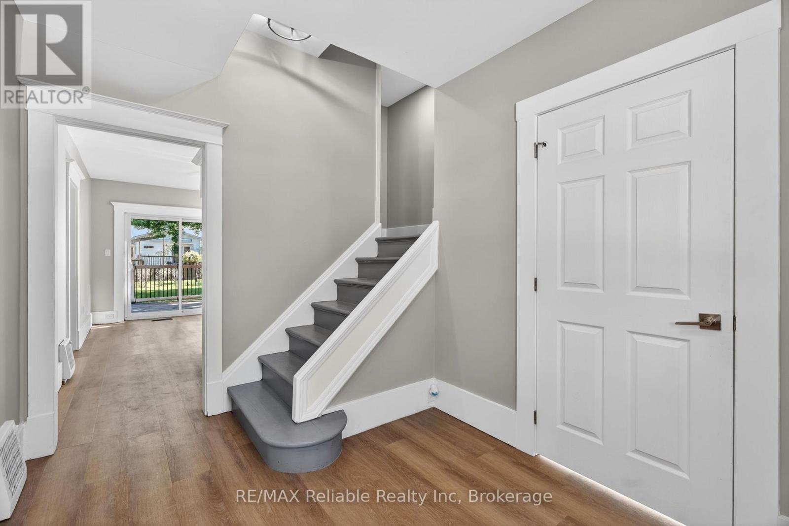 185 TRAFALGAR STREET - 18