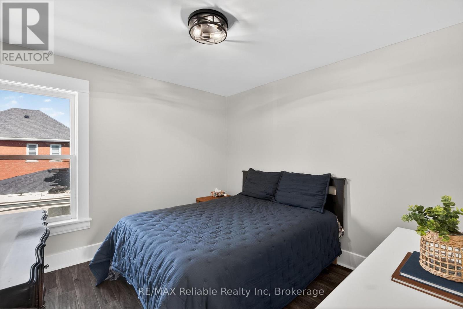 185 TRAFALGAR STREET - 21