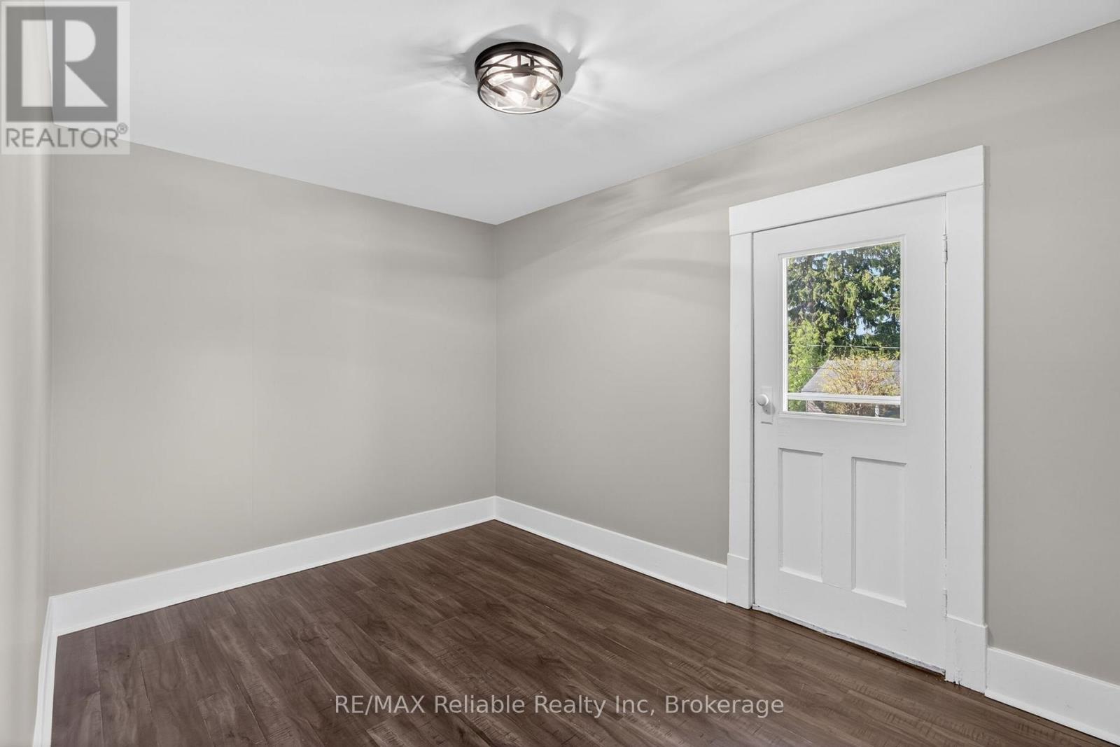 185 TRAFALGAR STREET - 27