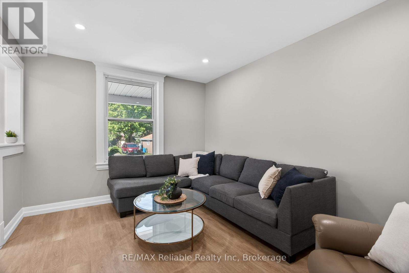 185 TRAFALGAR STREET - 9