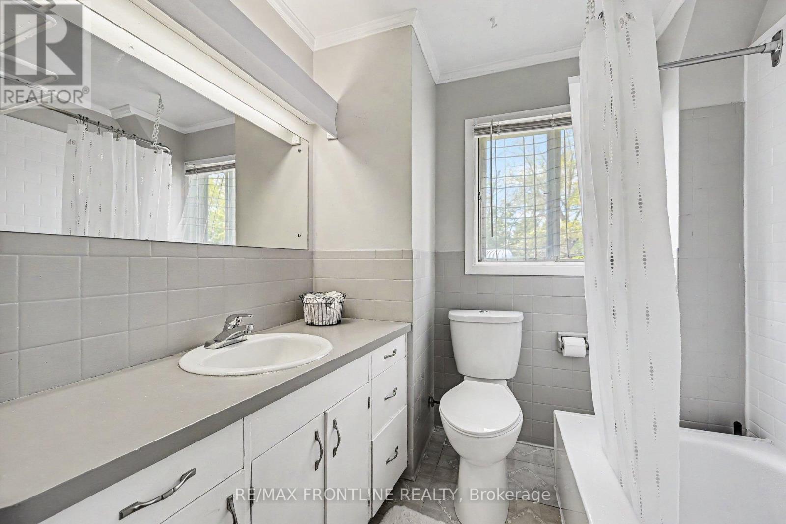 5 D'ARCY STREET - 38