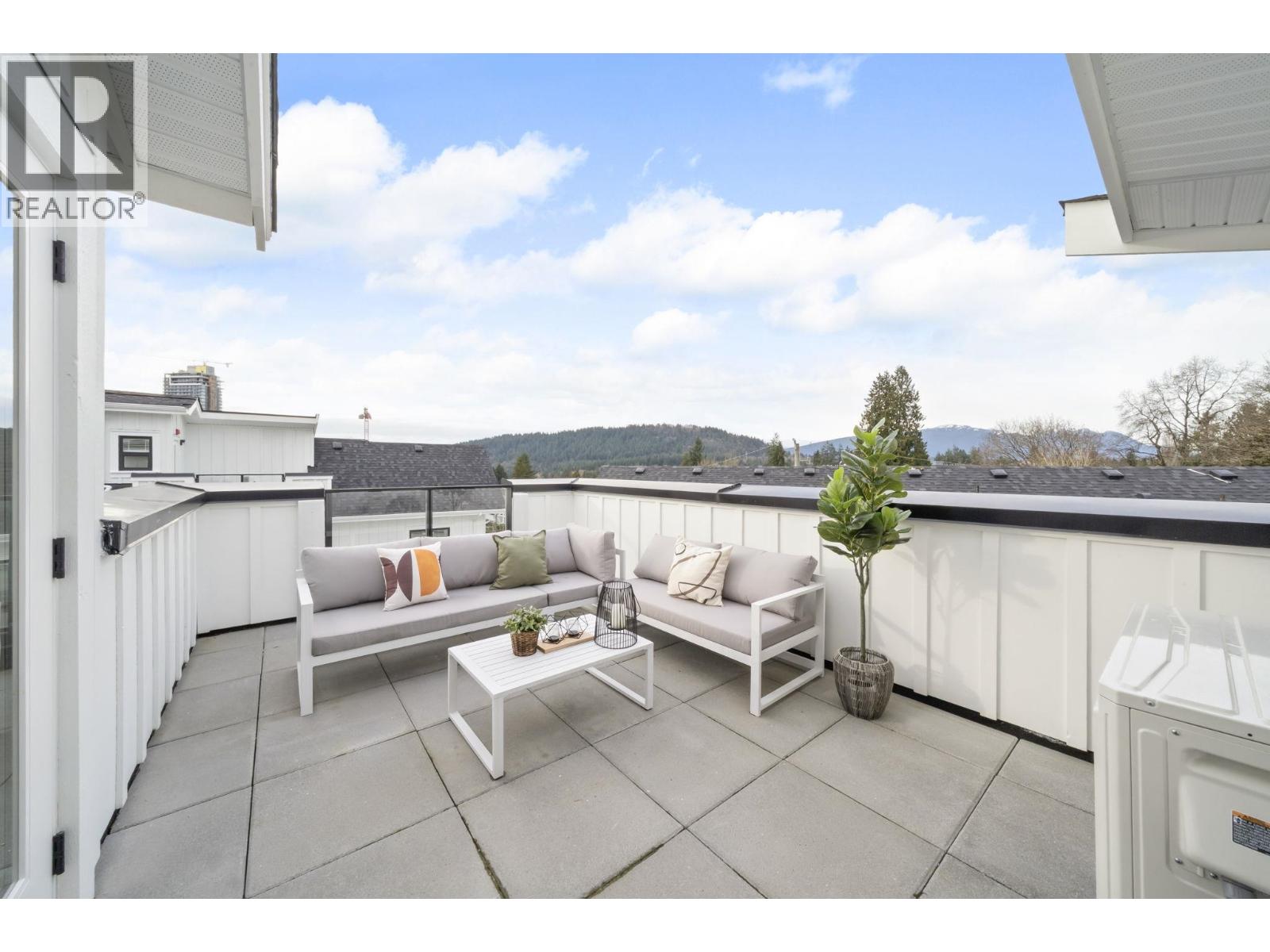 3 Bed, 3 Bath House for Sale in Coquitlam – 6 728 LEA AVENUE, Coquitlam – MLS# R3129560 - Image 27