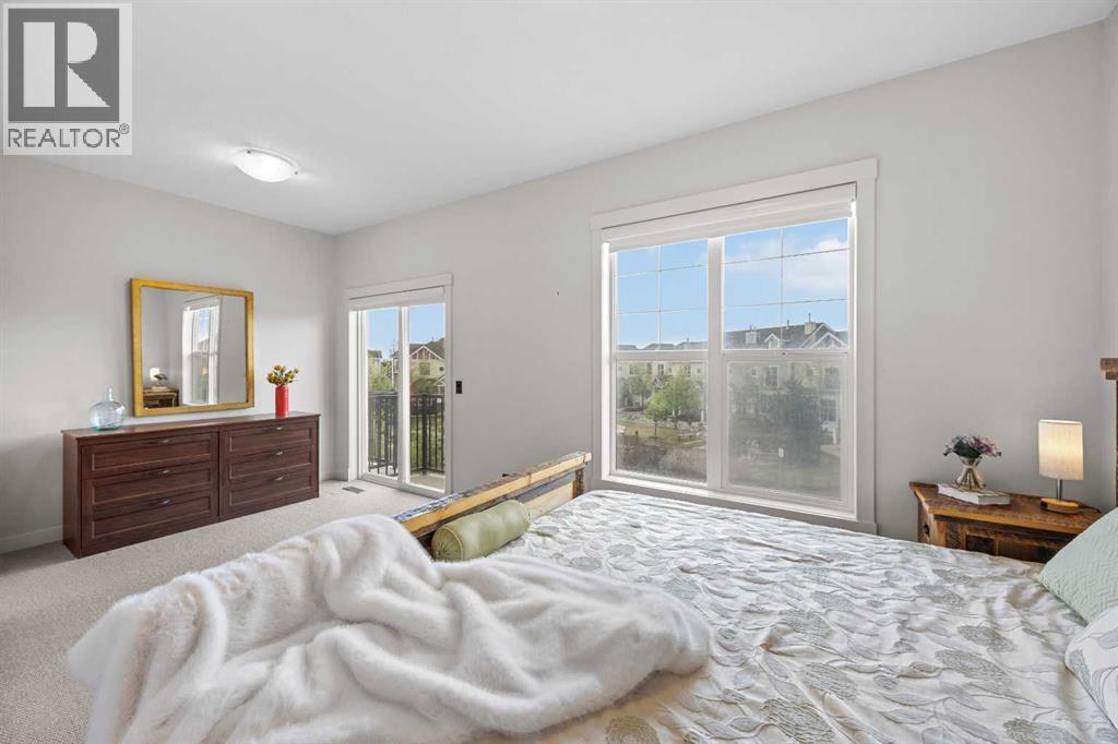 768 73 Street SW - 19
