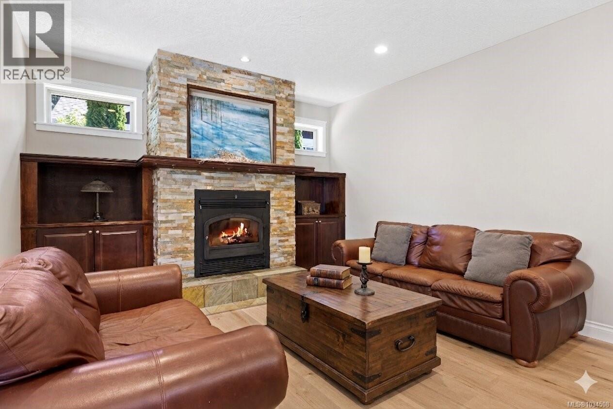 1635 Stone Lake Drive - photo 2