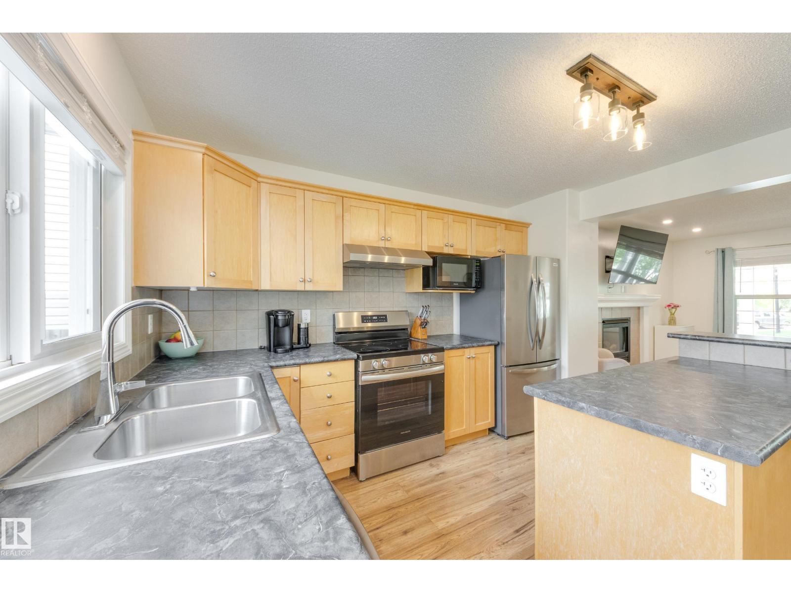 314 SUNCREST RD - 11
