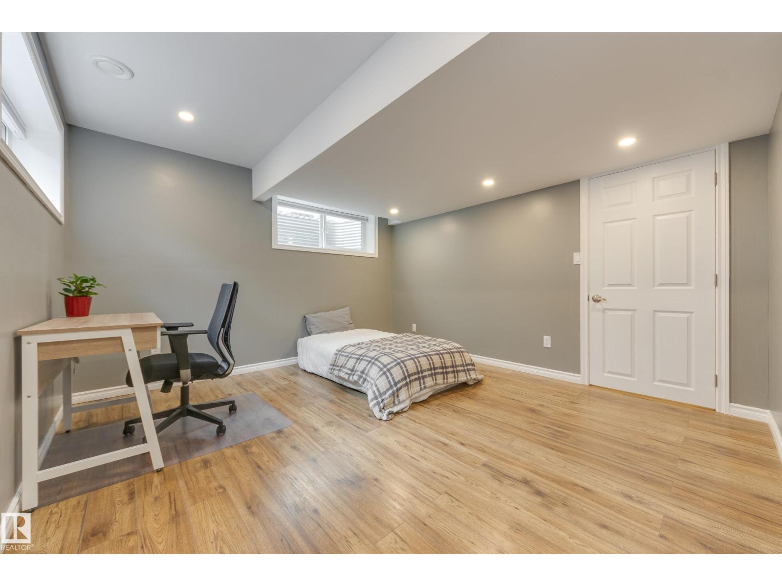 314 SUNCREST RD - 30