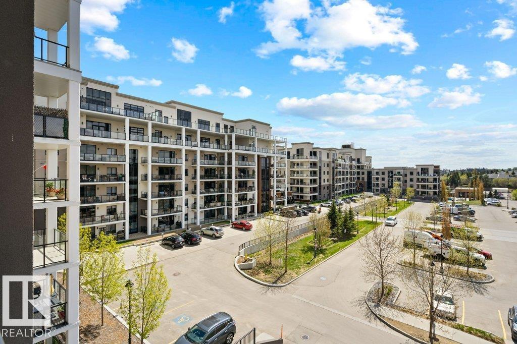 #741 200 BELLEROSE DR - 48
