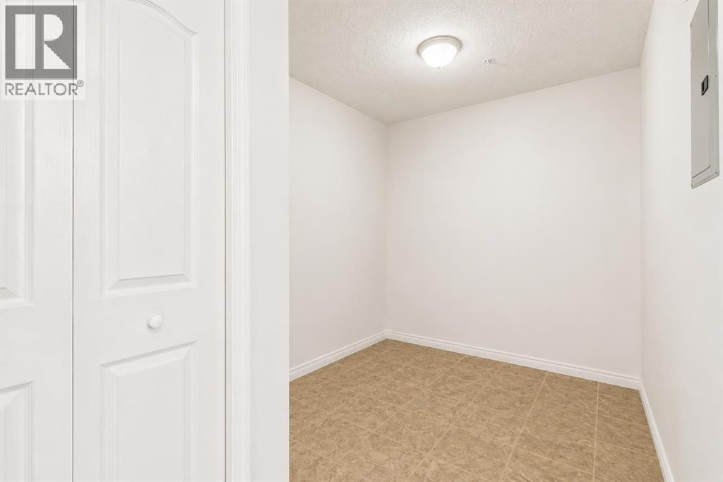 #1128 2395 Eversyde Avenue SW - 9