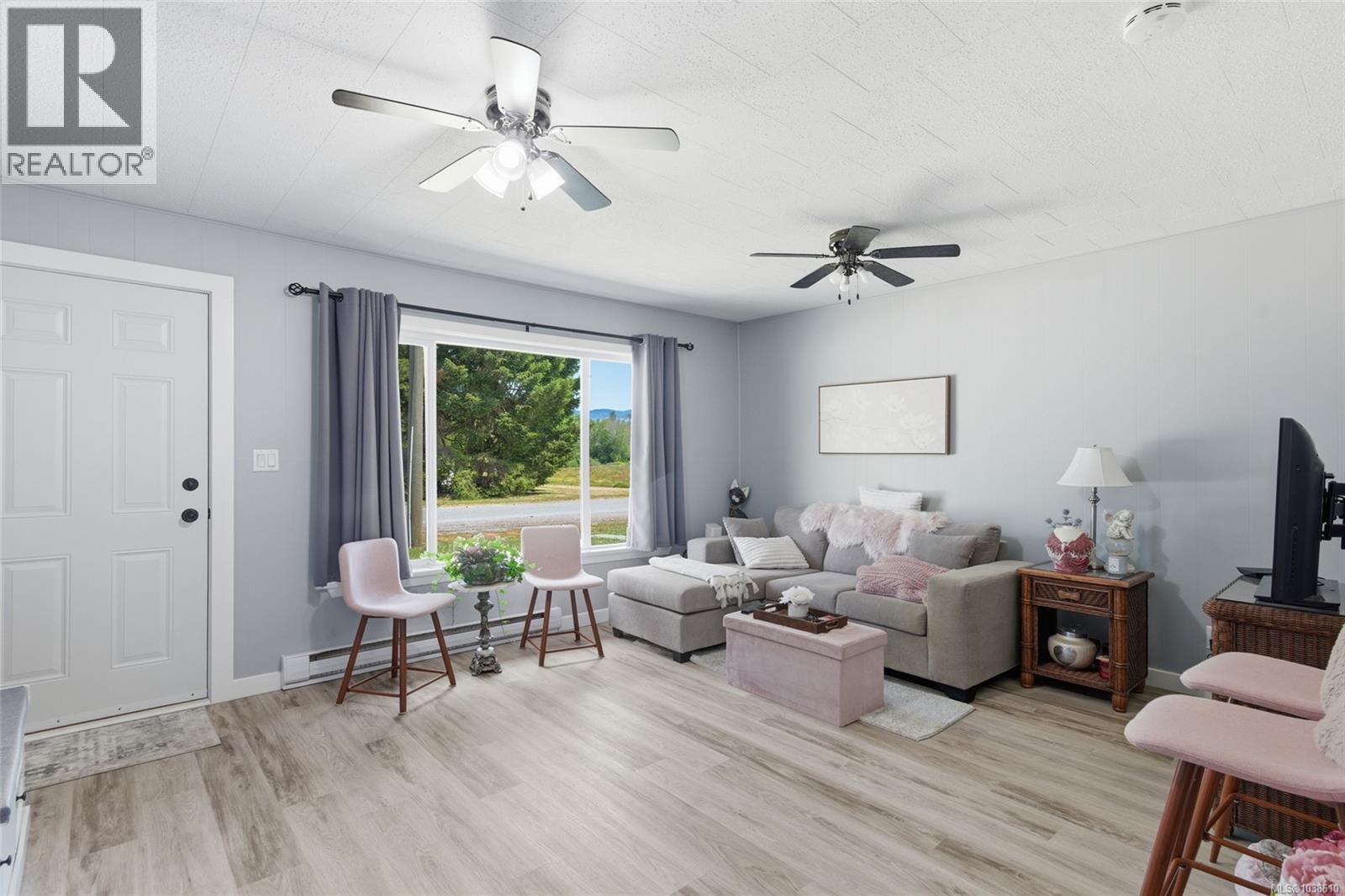5148 Mary St - Image 2