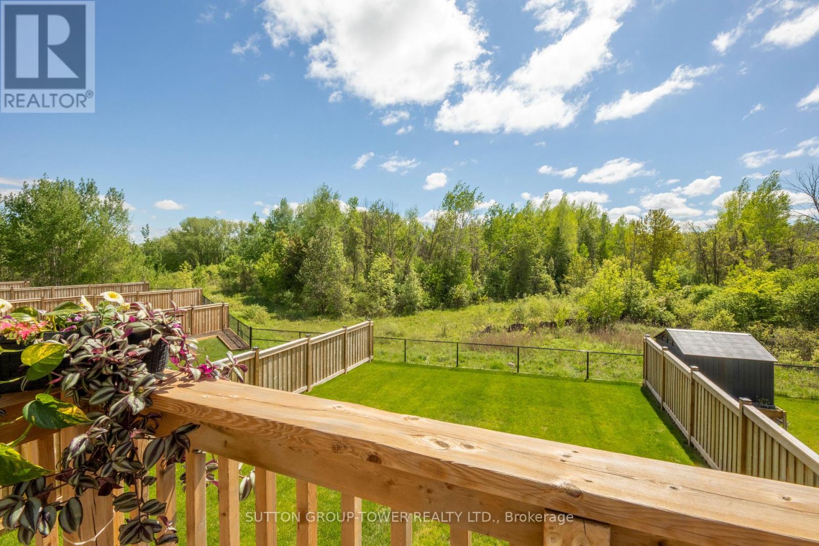 194 FERRAGINE CRESCENT - 41