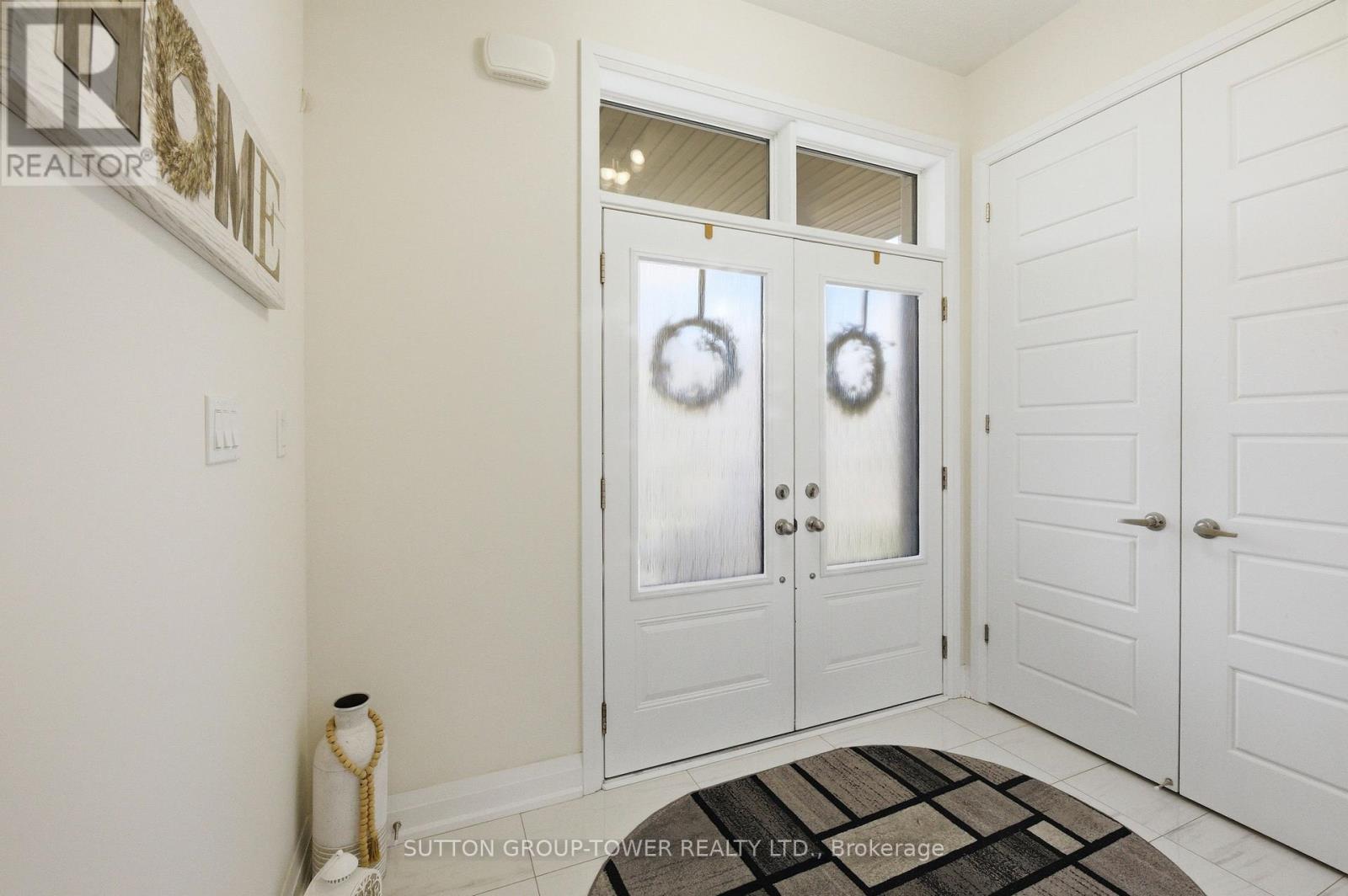 194 FERRAGINE CRESCENT - 7