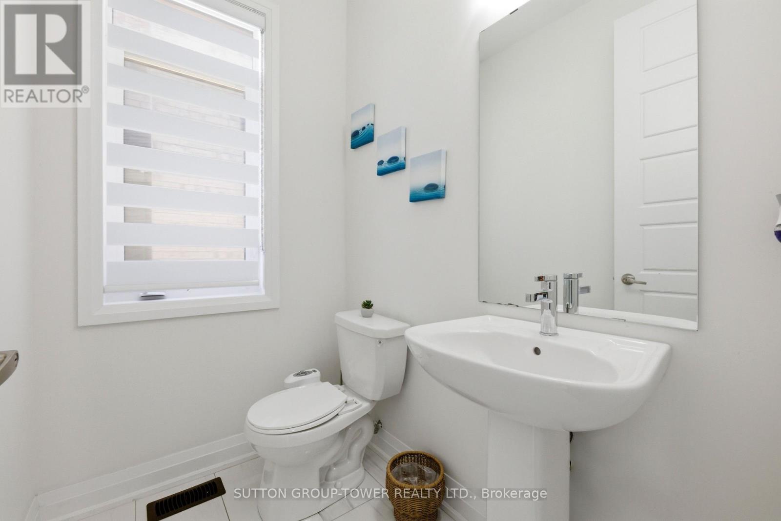 194 FERRAGINE CRESCENT - 9