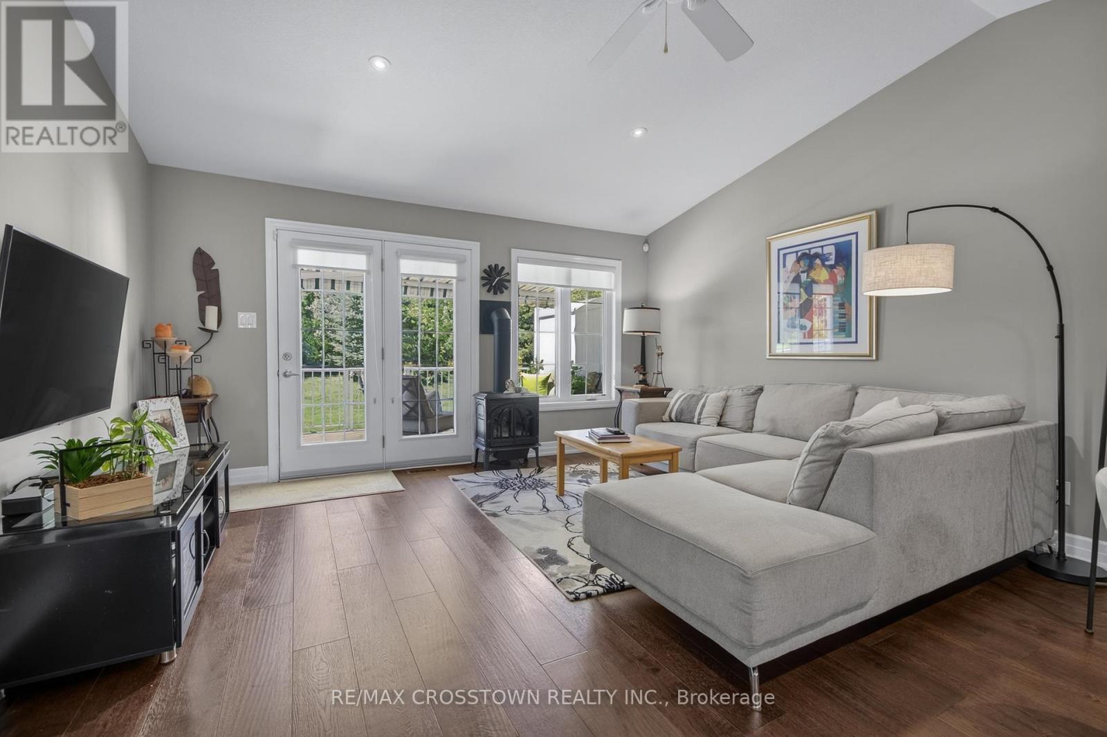 8 NEW YORK AVENUE - 26