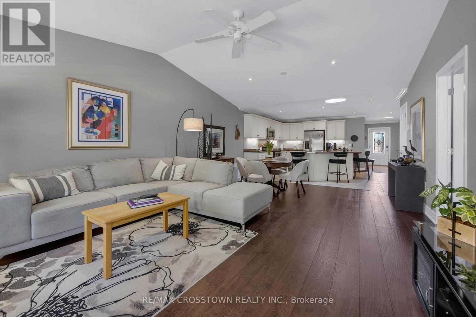 8 NEW YORK AVENUE - 28