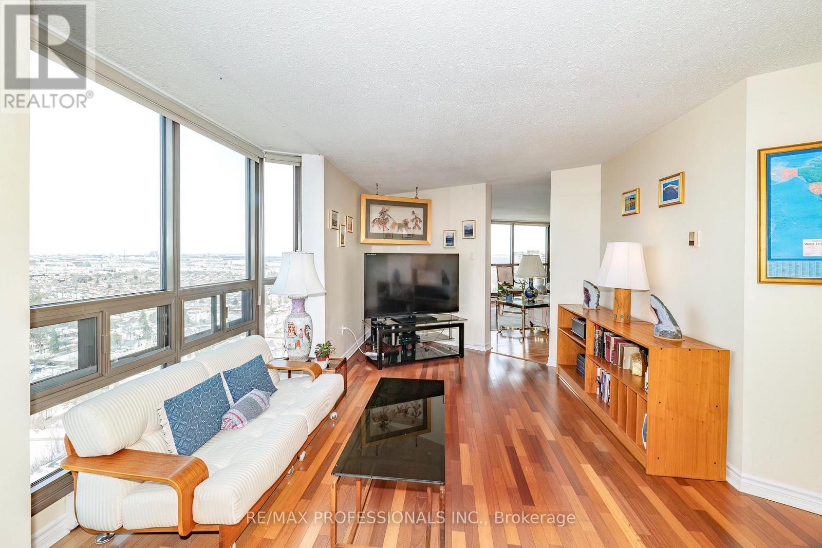 #2302 2010 ISLINGTON AVENUE - 20