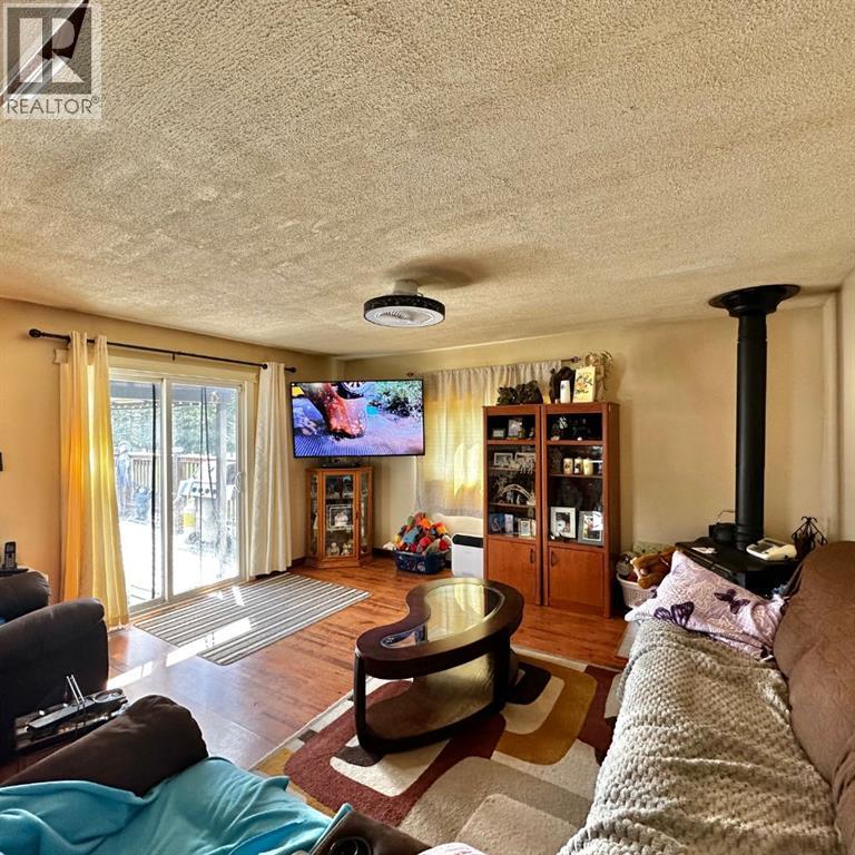 334 & 338, 14579 TWP RD 680 - 9