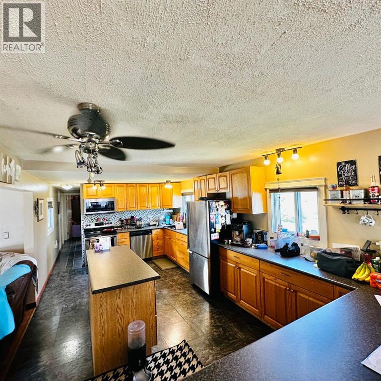 334 & 338, 14579 TWP RD 680 - 2