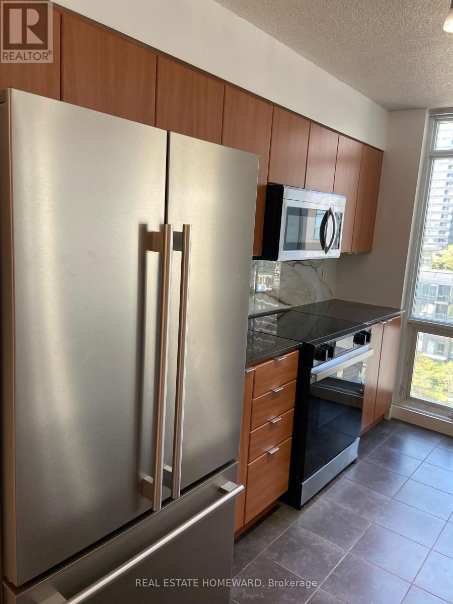#906 11 BRUNEL COURT - 10