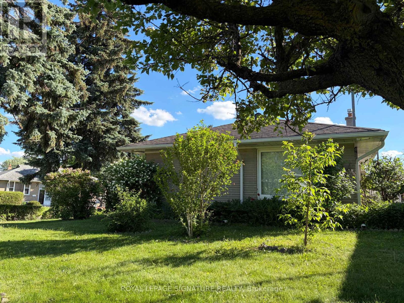 1 CHARLEMONT CRESCENT - 5