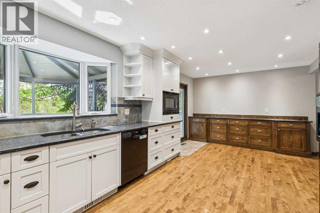 124 Edgehill Close NW - 13