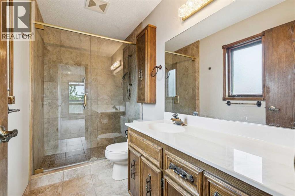 124 Edgehill Close NW - 26