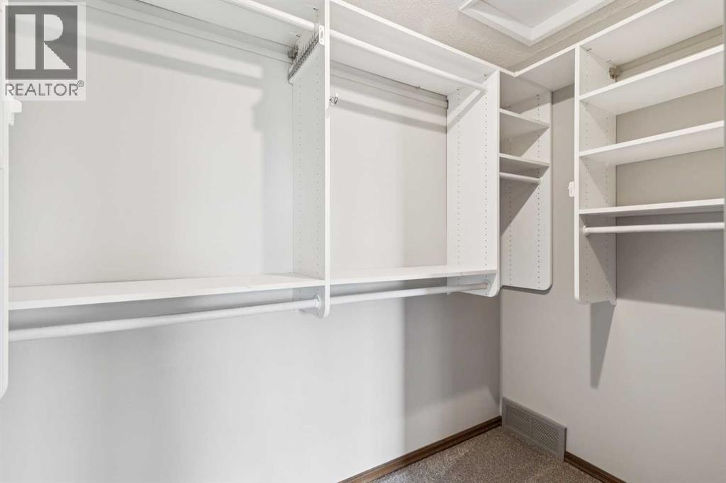 124 Edgehill Close NW - 27