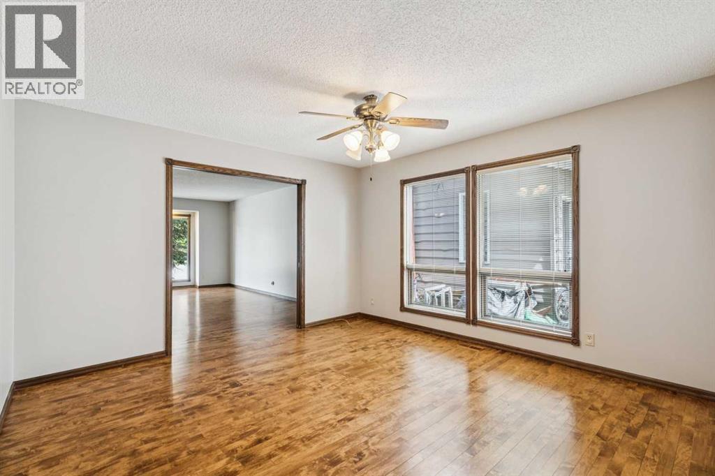 124 Edgehill Close NW - 8