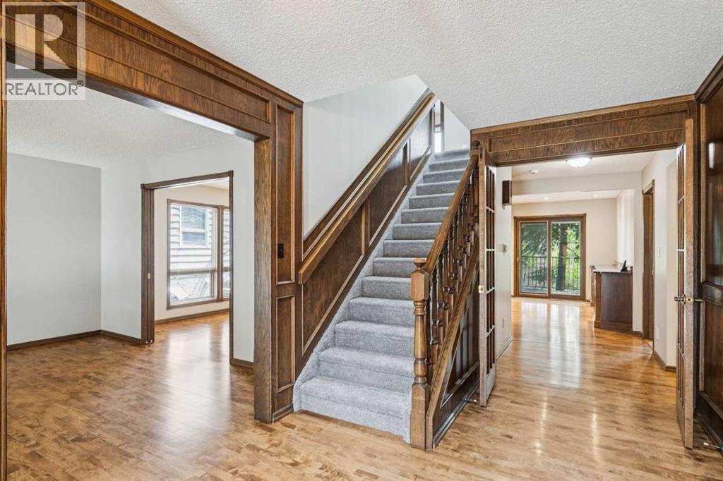 124 Edgehill Close NW - Image 2