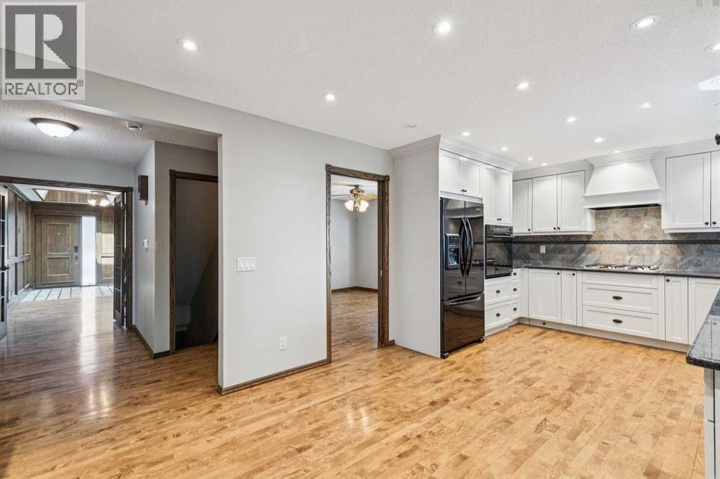 124 Edgehill Close NW - 14