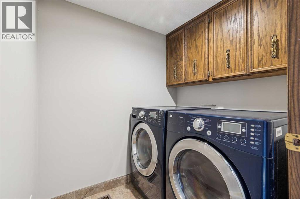124 Edgehill Close NW - 21