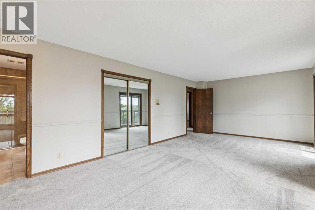 124 Edgehill Close NW - 25
